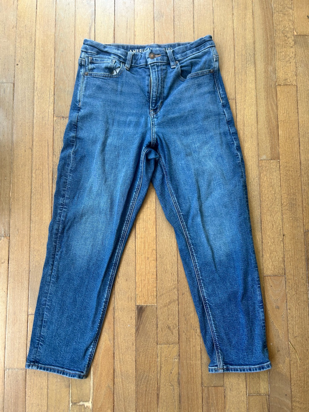 American Eagle Curvy Mom Jeans